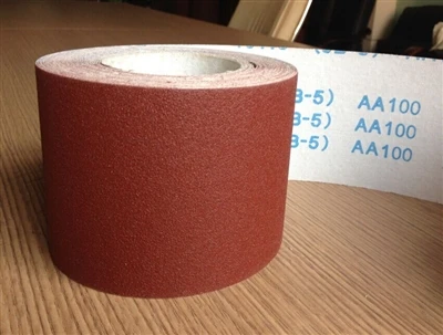 SKILLNAD MELLAN SANDPAPPER OCH SMÄRKKLUT