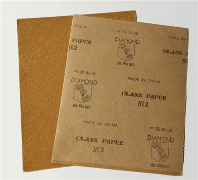 Vilka är de viktigaste materialen i Glass Sandpaper?