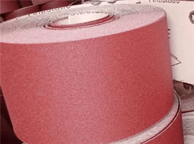 Vilka är prestationsskillnaderna i aluminiumoxid slipande sandpapperrullar i ...
